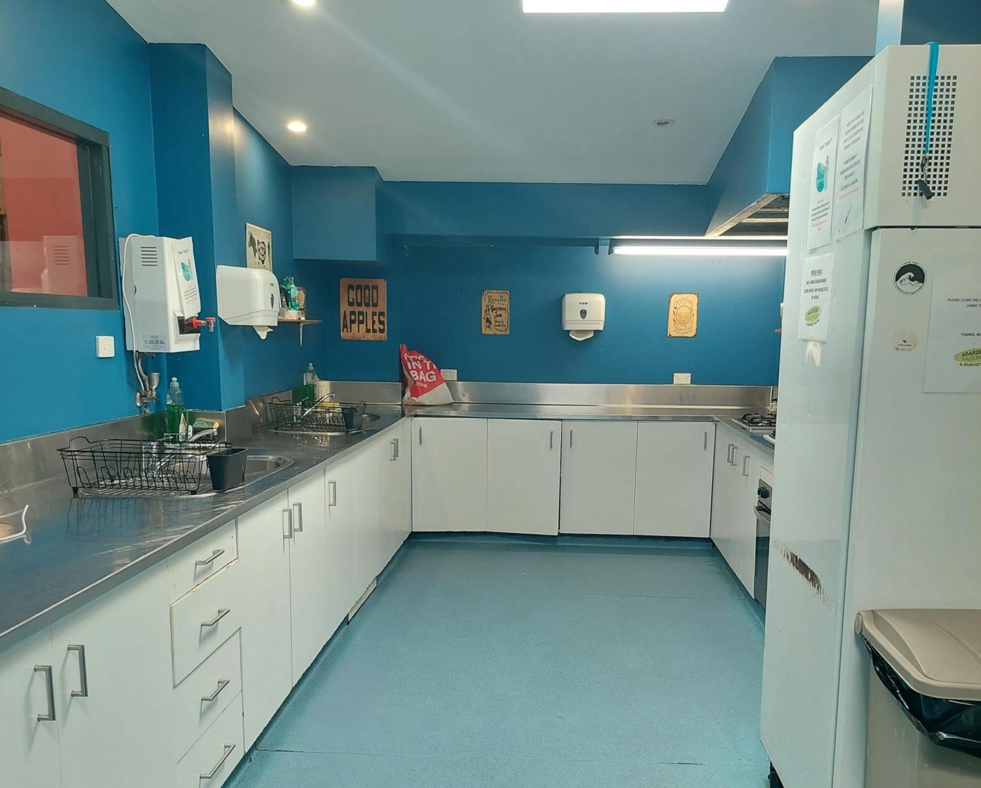 Boardrider Backpackers And Budget Motel Сидни Екстериор снимка