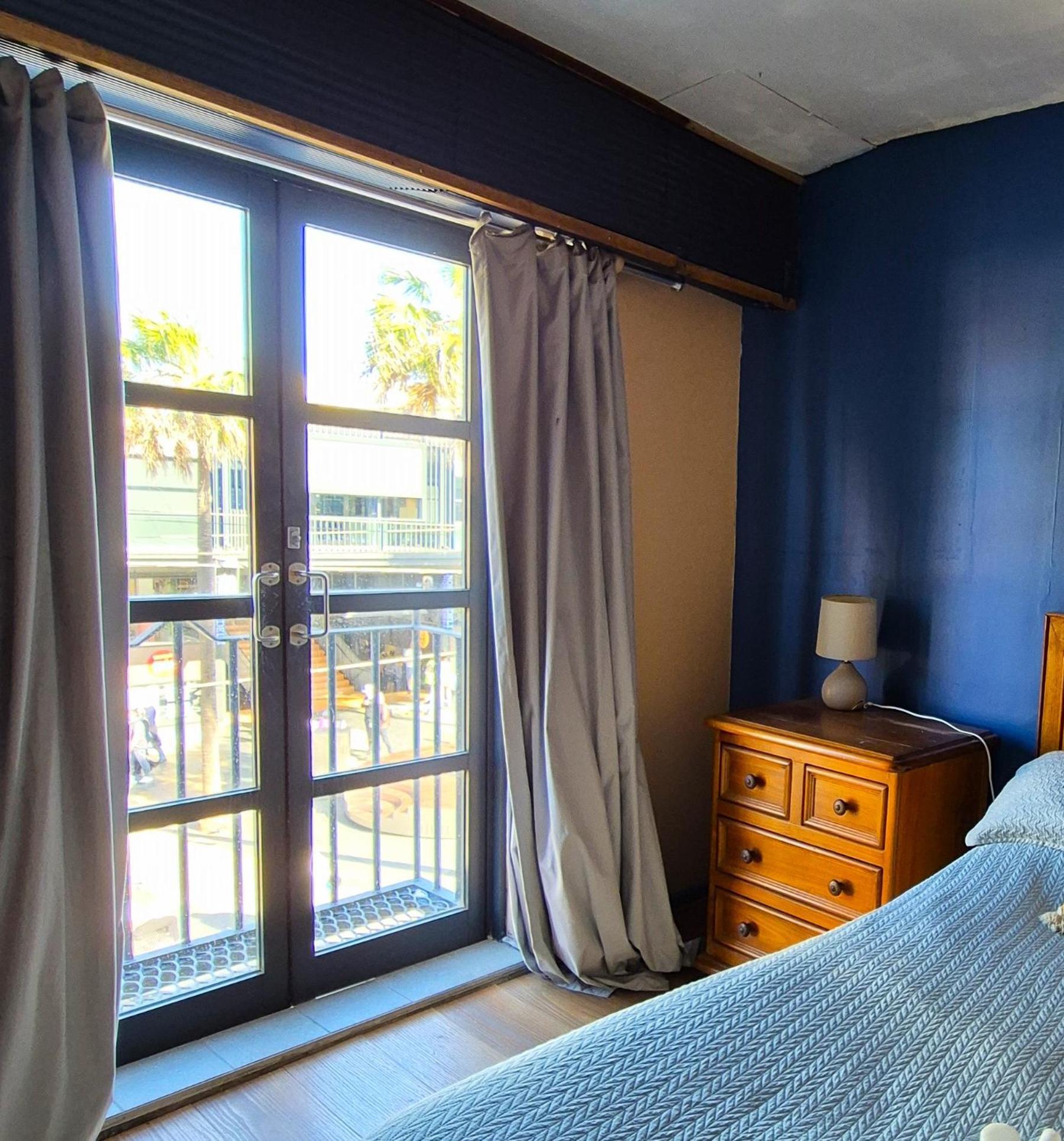 Boardrider Backpackers And Budget Motel Сидни Екстериор снимка